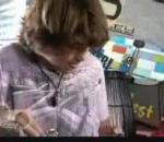 http://vbox7.com/play:a284b0d1